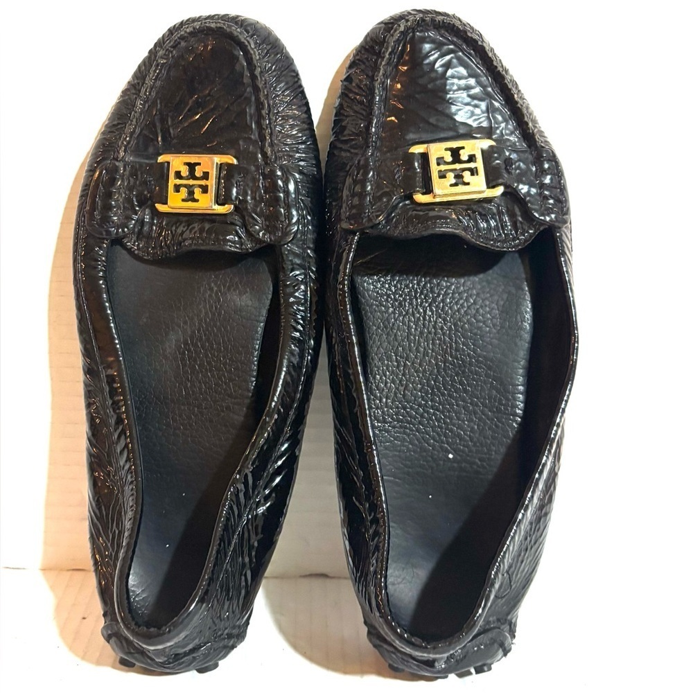 Tory Burch Black Textured Loafers with Gold Accent
